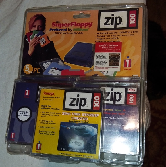 Zip drive - Picture 1 of 2